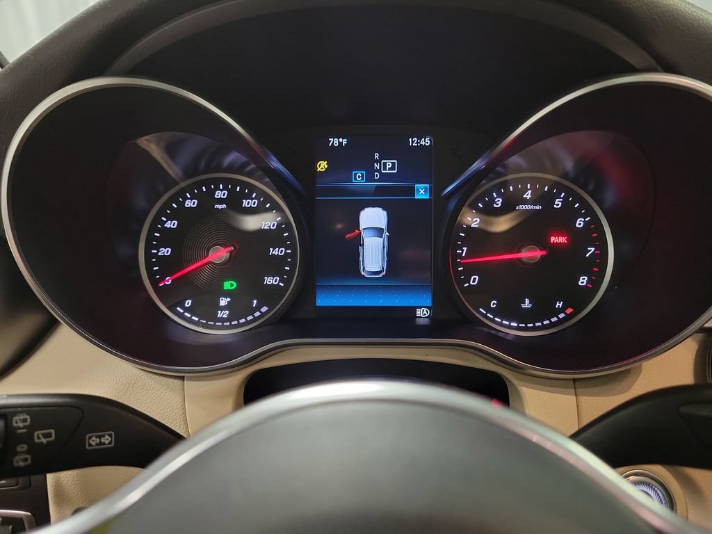Used 2020 Mercedes-Benz GLC 300 4MATIC image 28