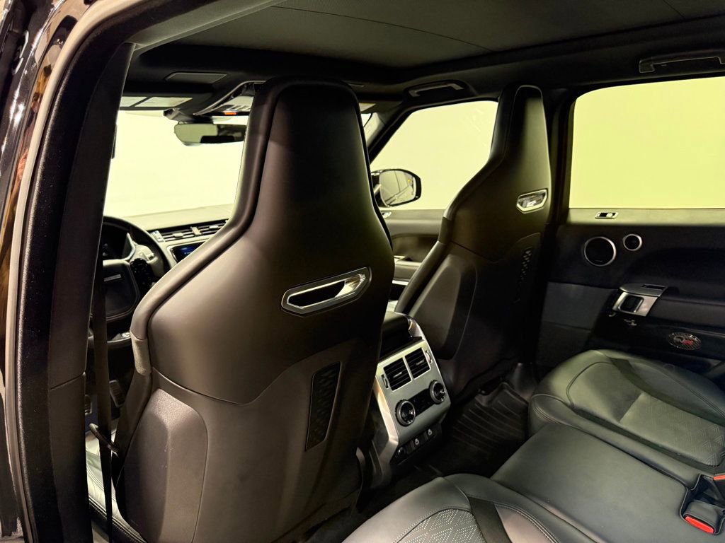 Used 2022 Land Rover Range Rover Sport SVR image 36