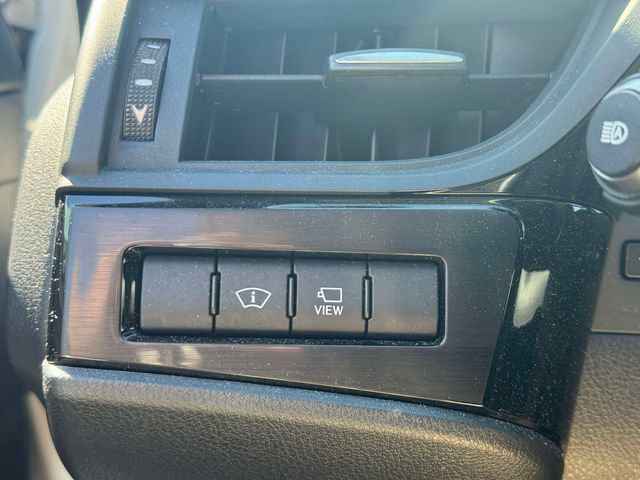 Certified 2024 Lexus ES 300h w/ Luxury Package FWD image 26