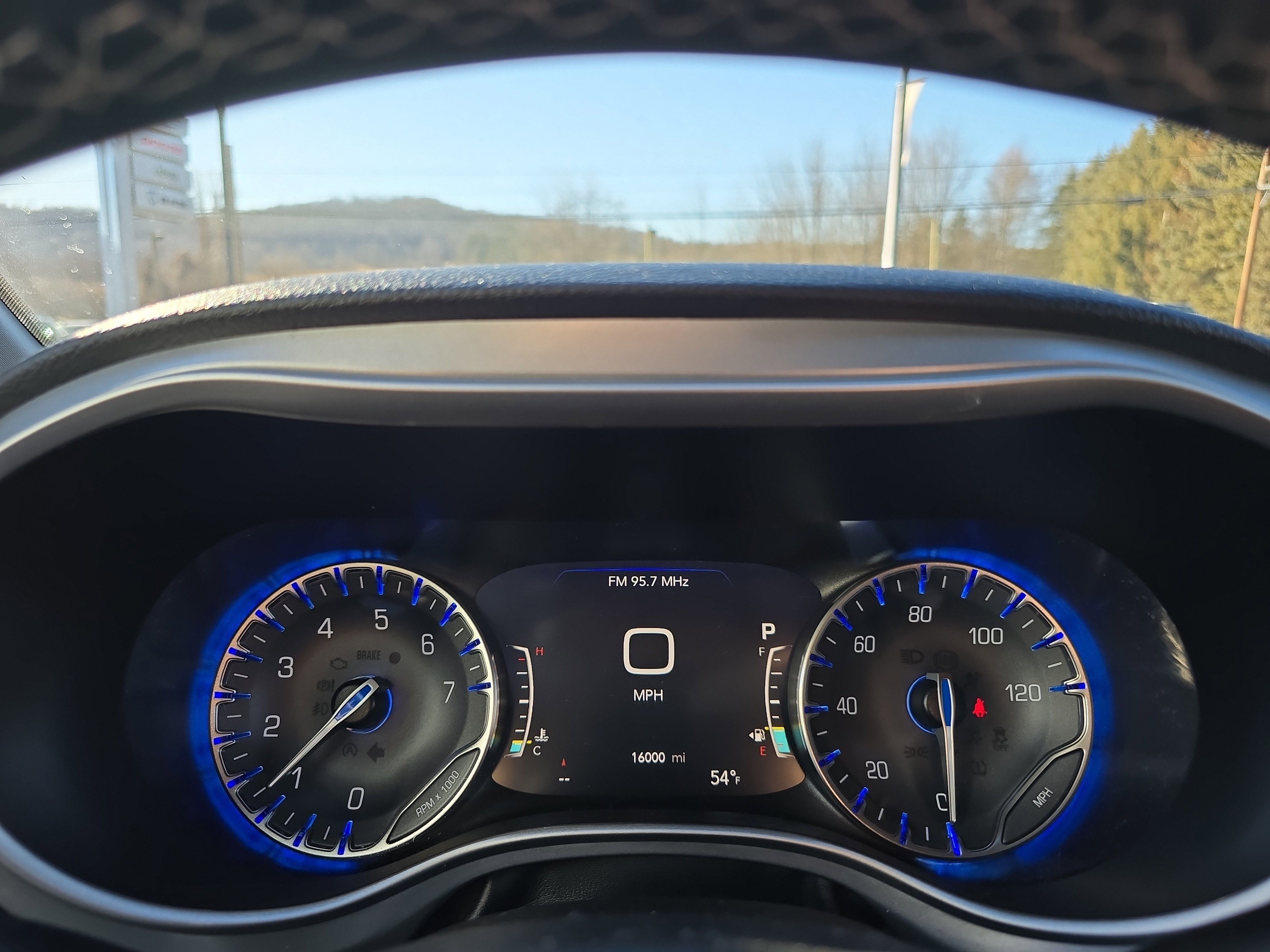 Used 2021 Chrysler Pacifica Touring-L w/ S Appearance Package image 23