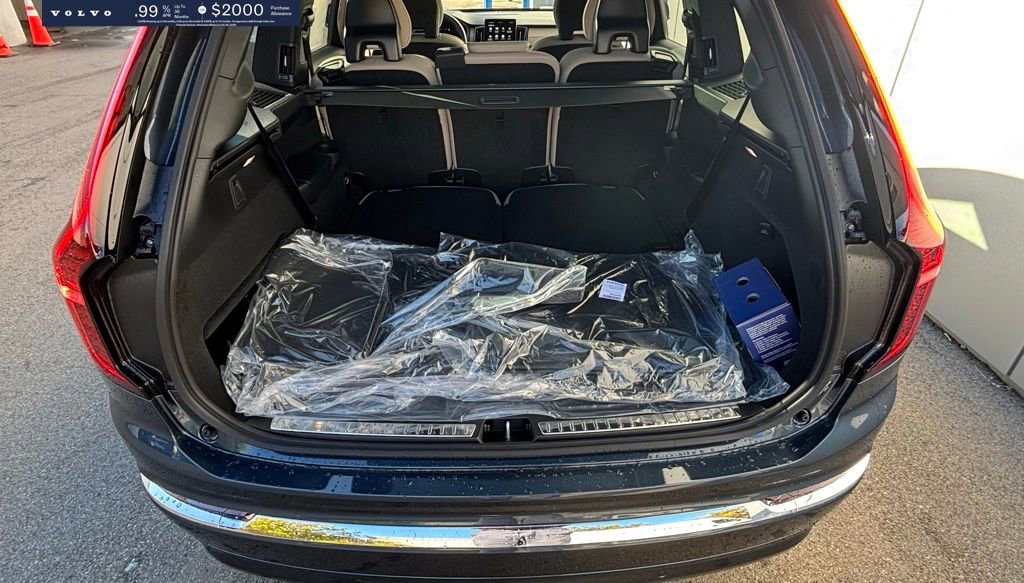 New 2026 Volvo XC90 B6 Plus w/ Protection Package AWD/4WD image 17