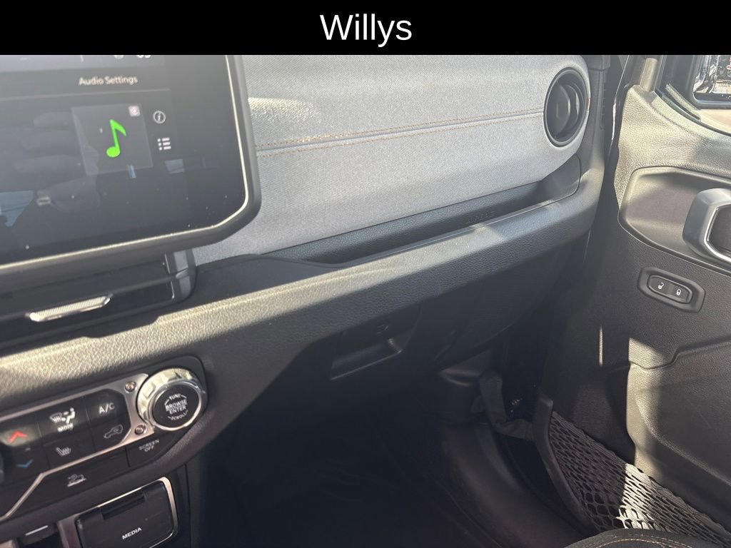 Used 2024 Jeep Wrangler Willys image 25