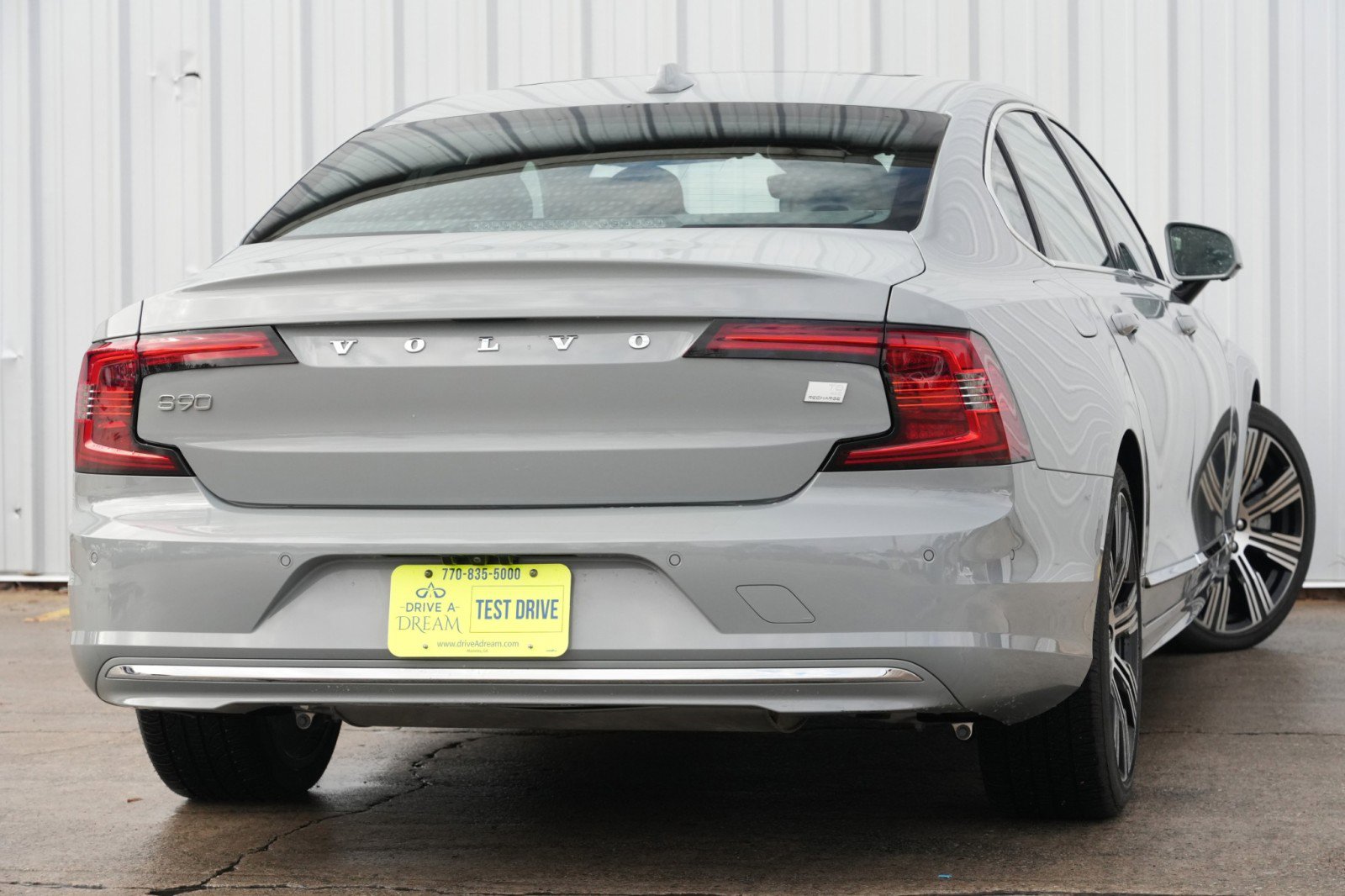 Used 2024 Volvo S90 T8 Ultimate image 5