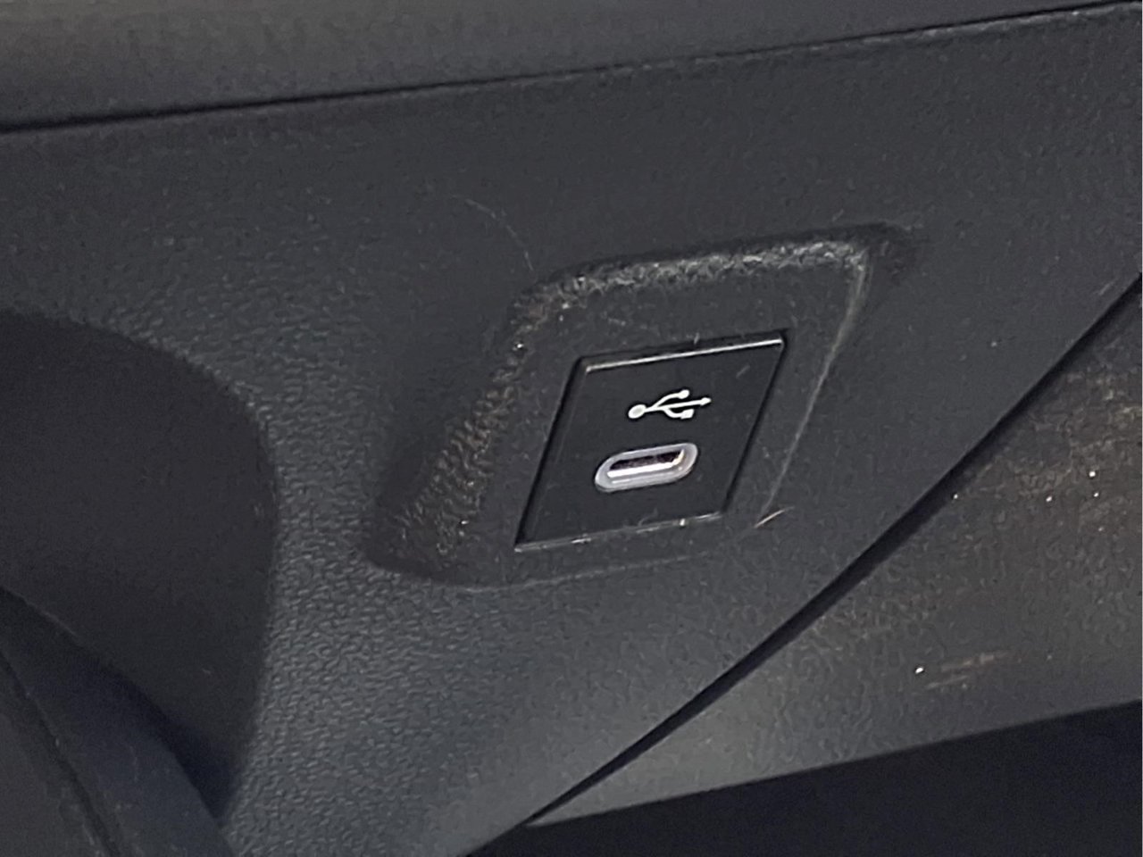Used 2023 Toyota Corolla LE FWD image 16