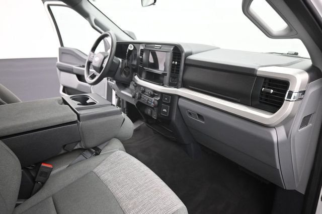 Used 2025 Ford F250 XLT AWD/4WD image 22