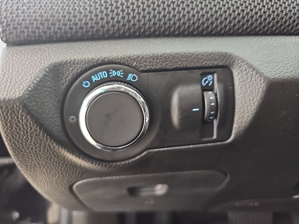Used 2016 Chevrolet Cruze LT FWD image 30