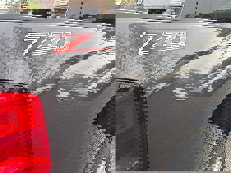 Used 2015 Chevrolet Silverado 3500 LTZ w/ Duramax Plus Package image 33