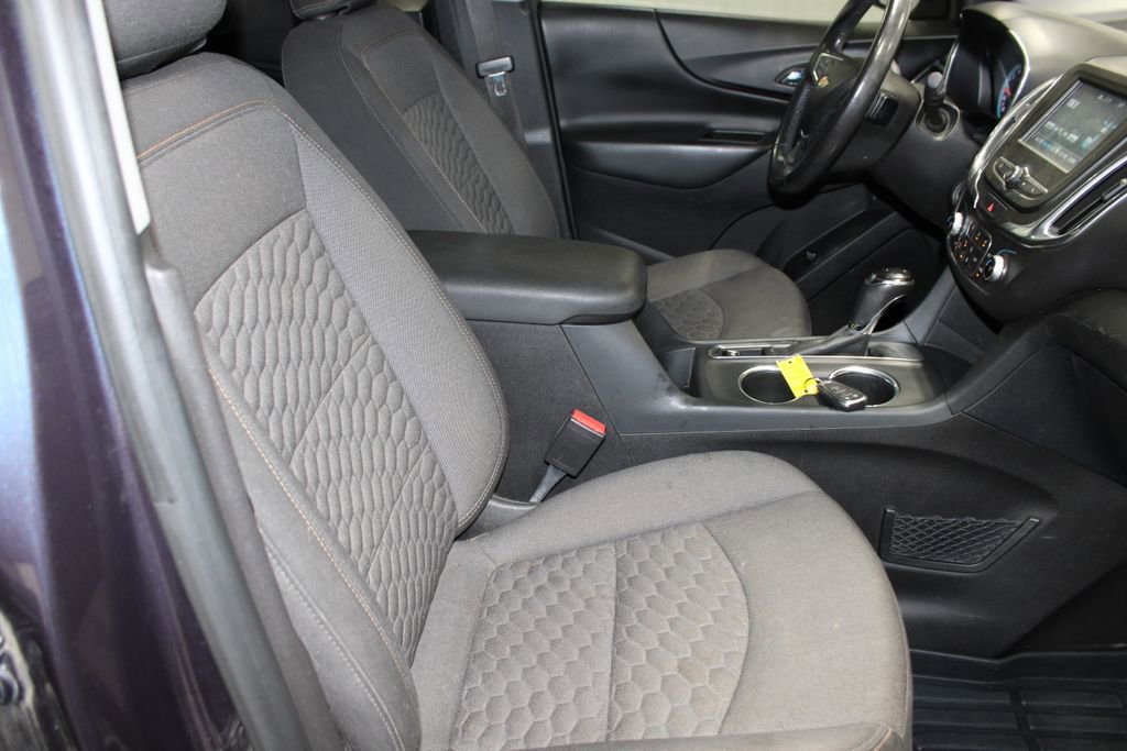Used 2018 Chevrolet Equinox LT image 19