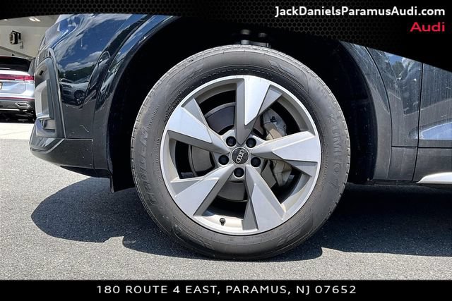 Used 2023 Audi Q5 2.0T Premium AWD/4WD image 8