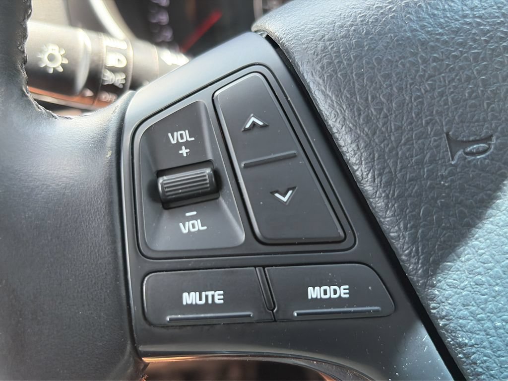 Used 2015 Kia Sorento EX w/ EX V6 Touring Package FWD image 23