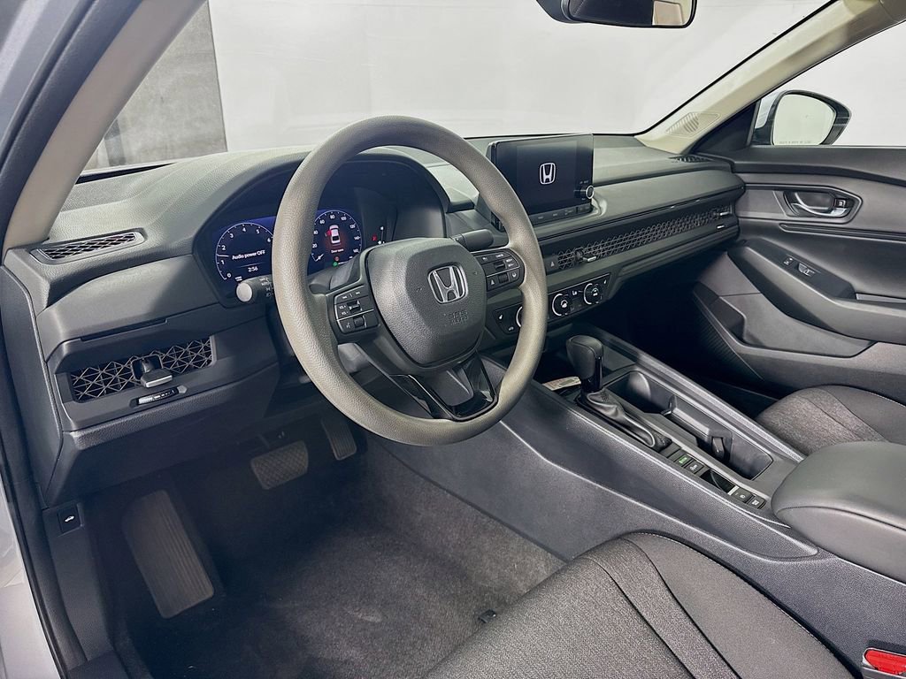 Certified 2023 Honda Accord EX image 9