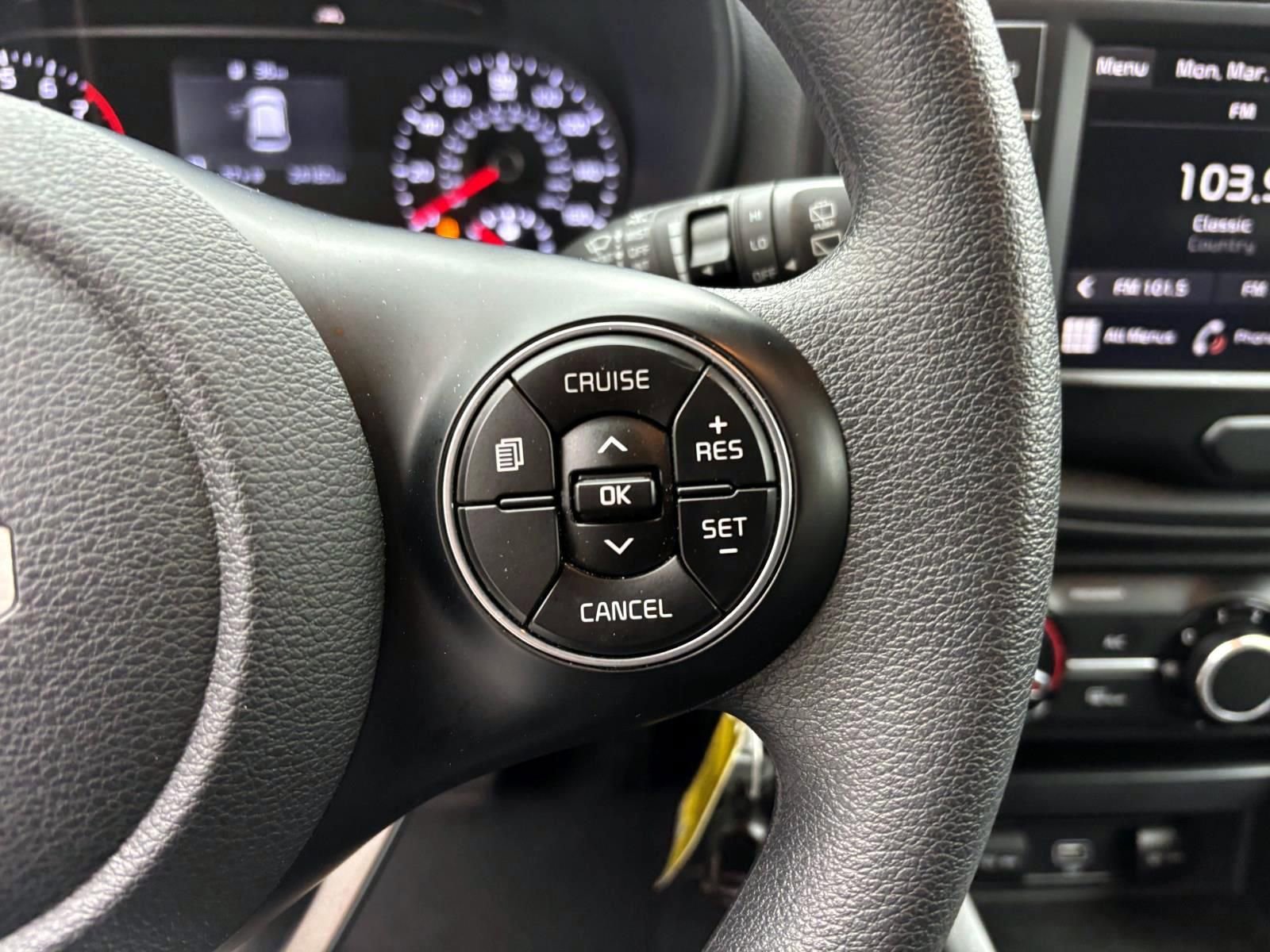 Used 2022 Kia Soul LX w/ Technology Package image 18