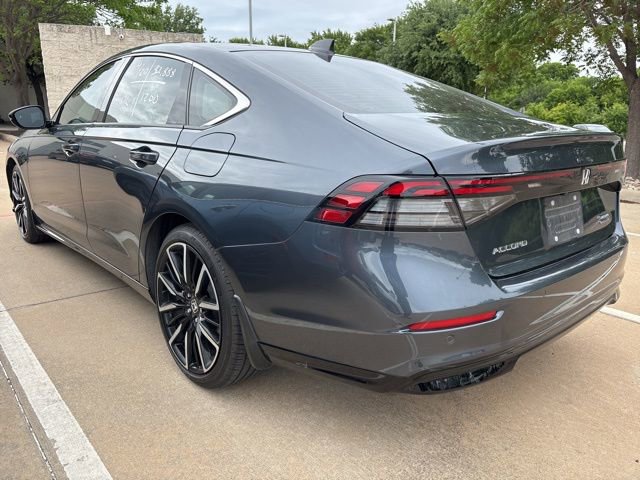 Used 2024 Honda Accord Touring image 6