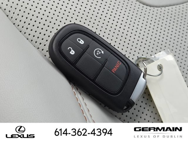 Used 2021 Jeep Cherokee Latitude Lux w/ Trailer Tow Group AWD/4WD image 37