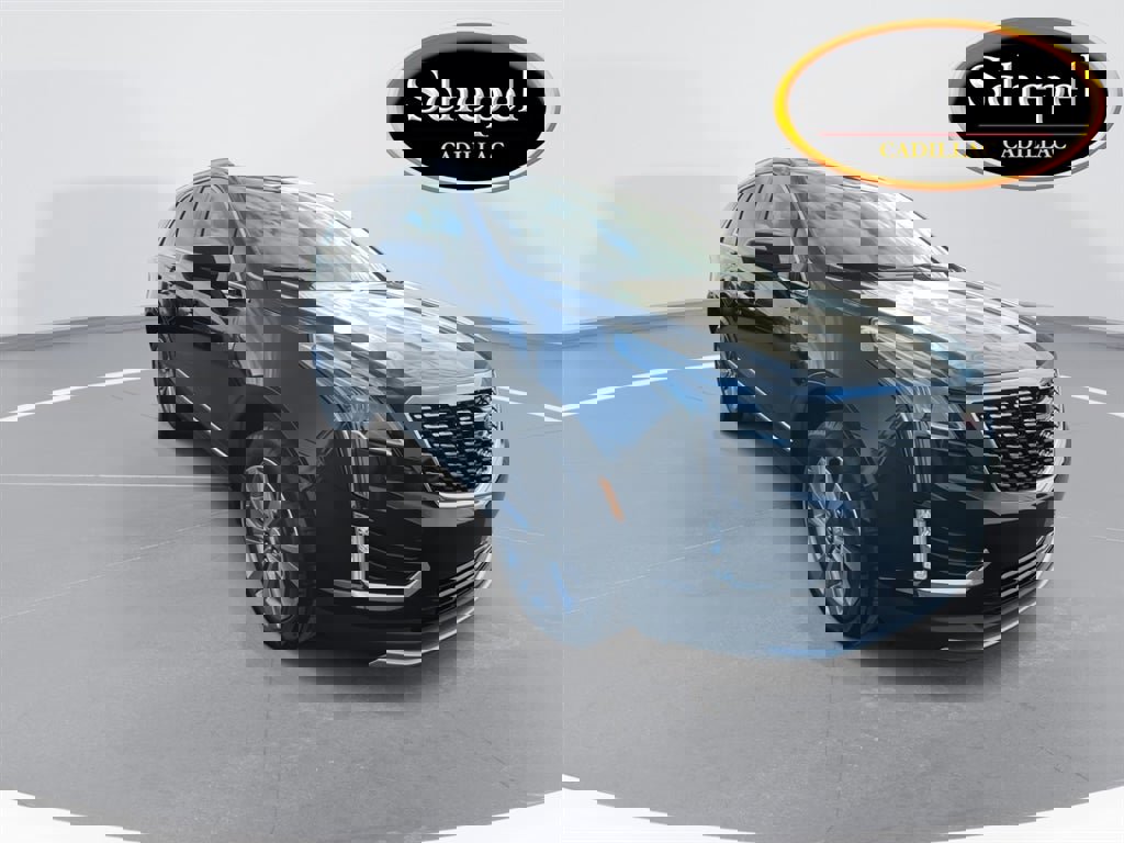 Used 2024 Cadillac XT5 Premium Luxury image 2