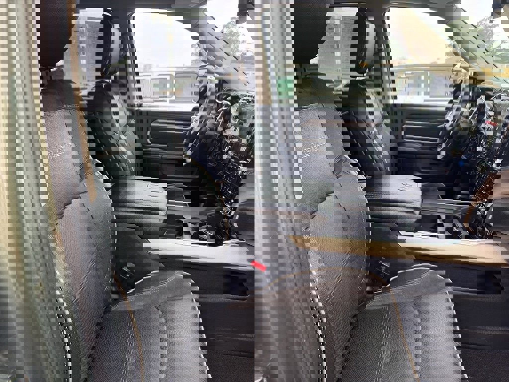 Used 2020 RAM 3500 Laramie image 27