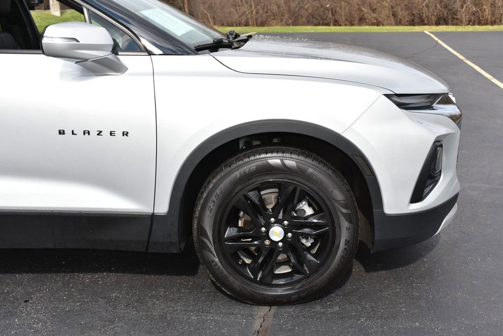 Used 2022 Chevrolet Blazer LT AWD/4WD image 3