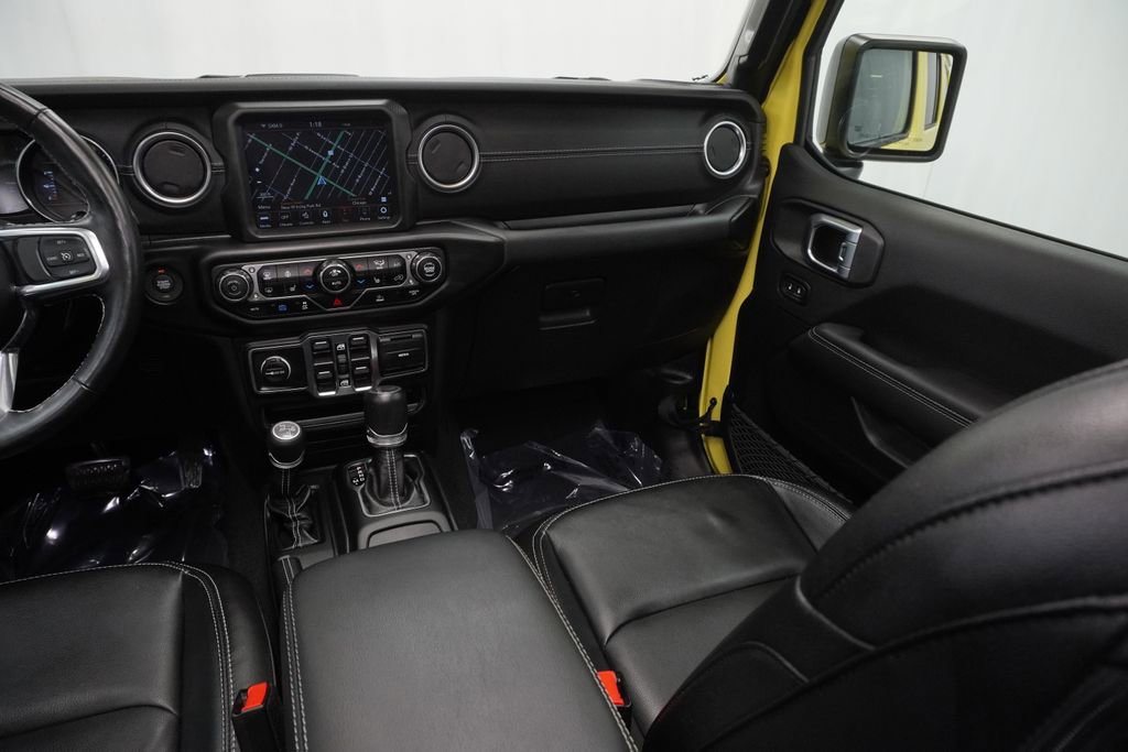 Certified 2023 Jeep Wrangler Unlimited Sahara w/ Cold Weather Group image 26