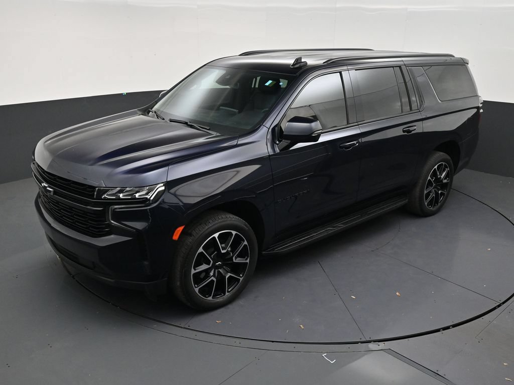 Used 2024 Chevrolet Suburban RST w/ Luxury Package RWD image 12