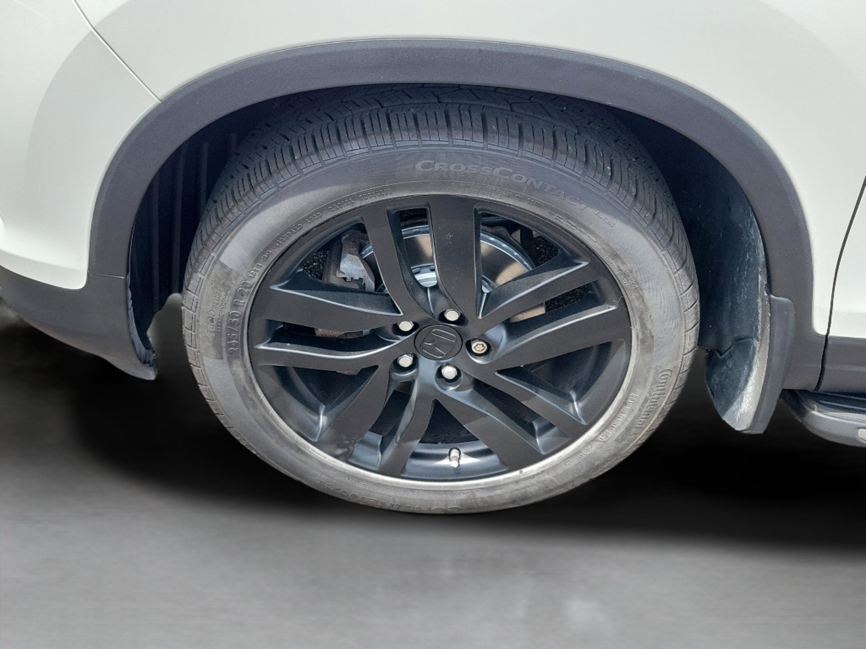 Certified 2017 Honda Pilot Touring image 38