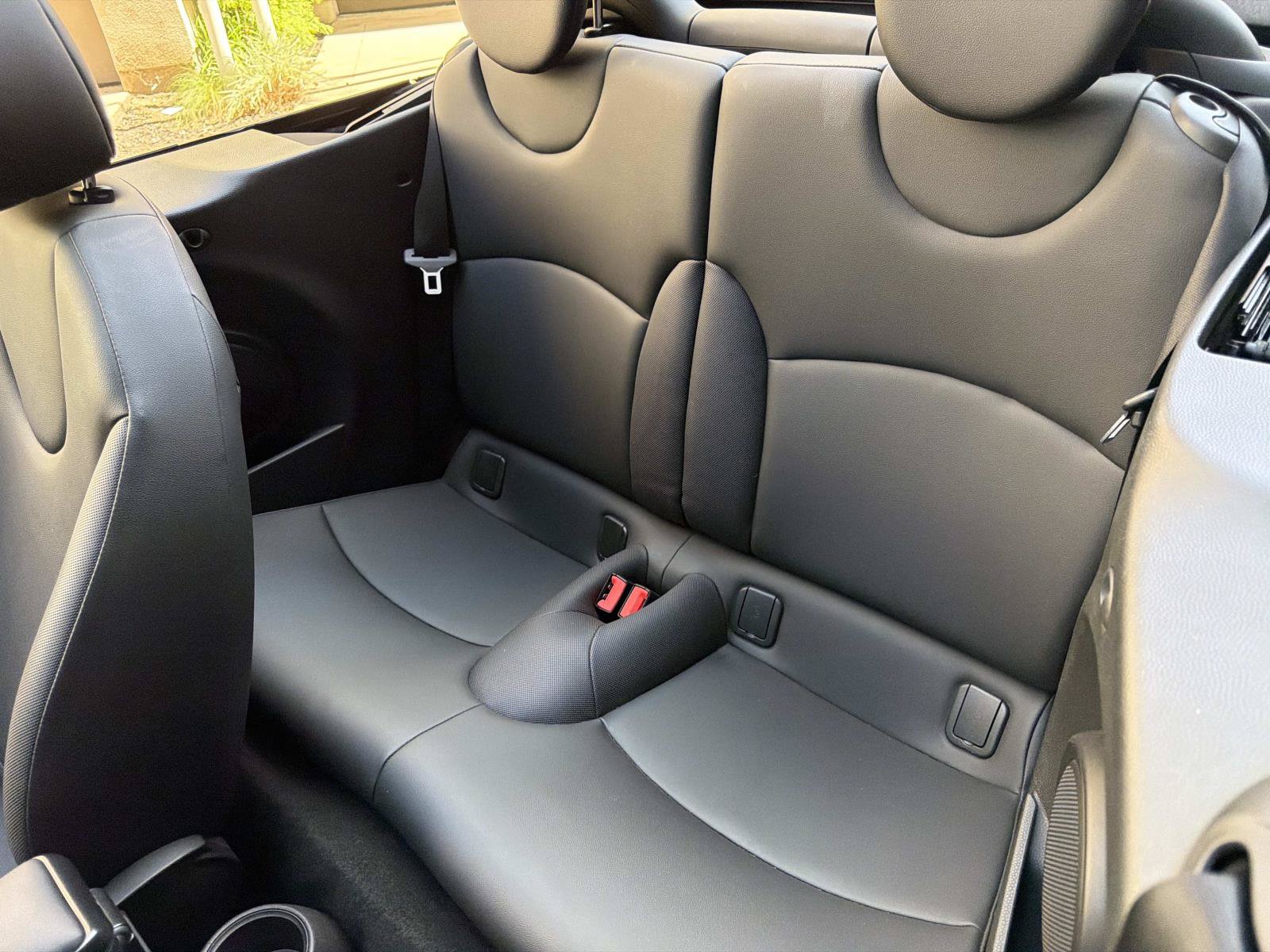 Used 2014 MINI Cooper Convertible FWD image 18