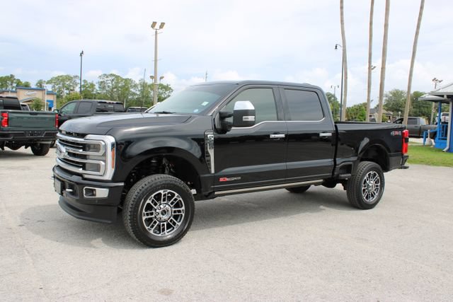 Used 2025 Ford F250 Platinum w/ Platinum Plus Package AWD/4WD image 5