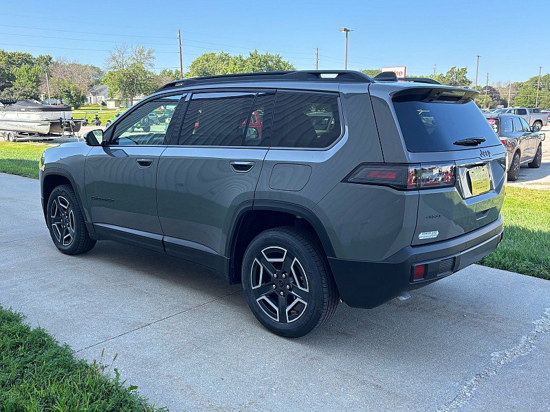New 2026 Jeep Cherokee Limited AWD/4WD image 7