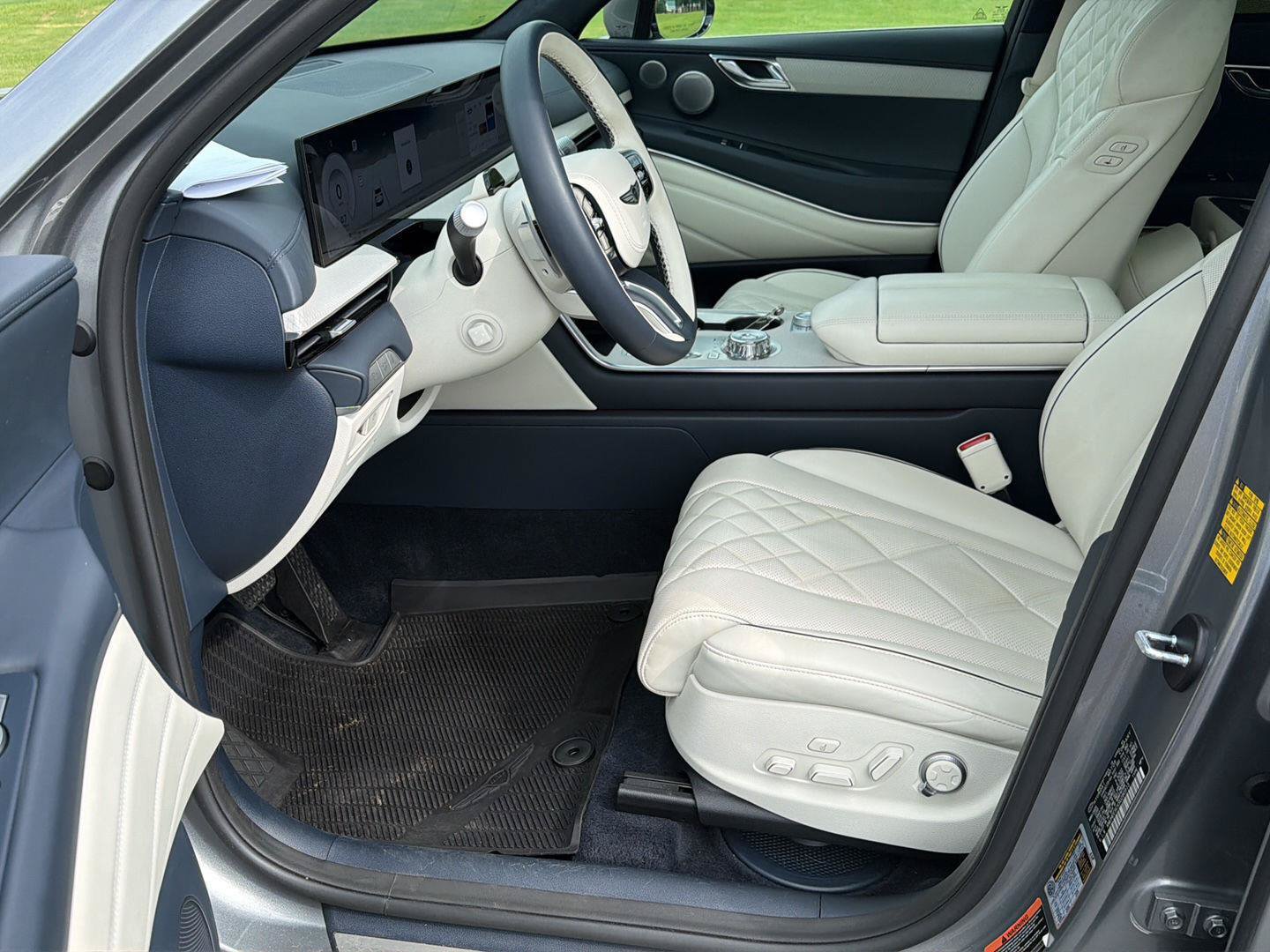 Used 2025 Genesis GV80 3.5T Prestige AWD/4WD image 10
