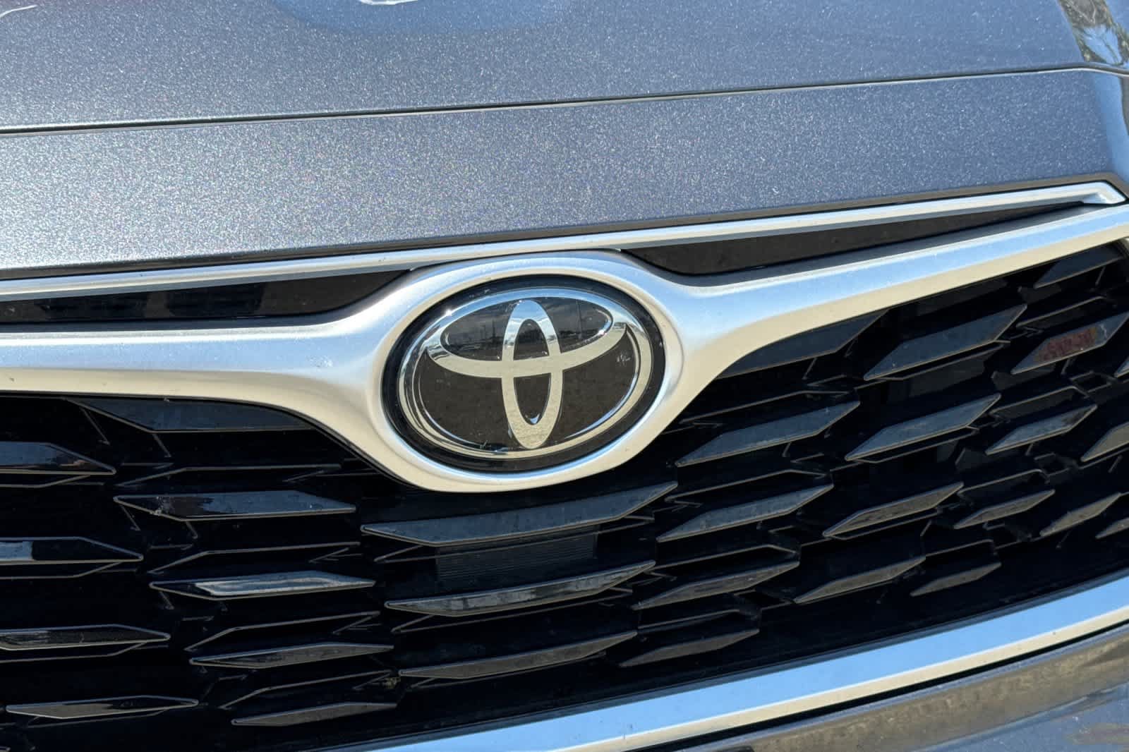 Certified 2020 Toyota Highlander LE FWD image 16