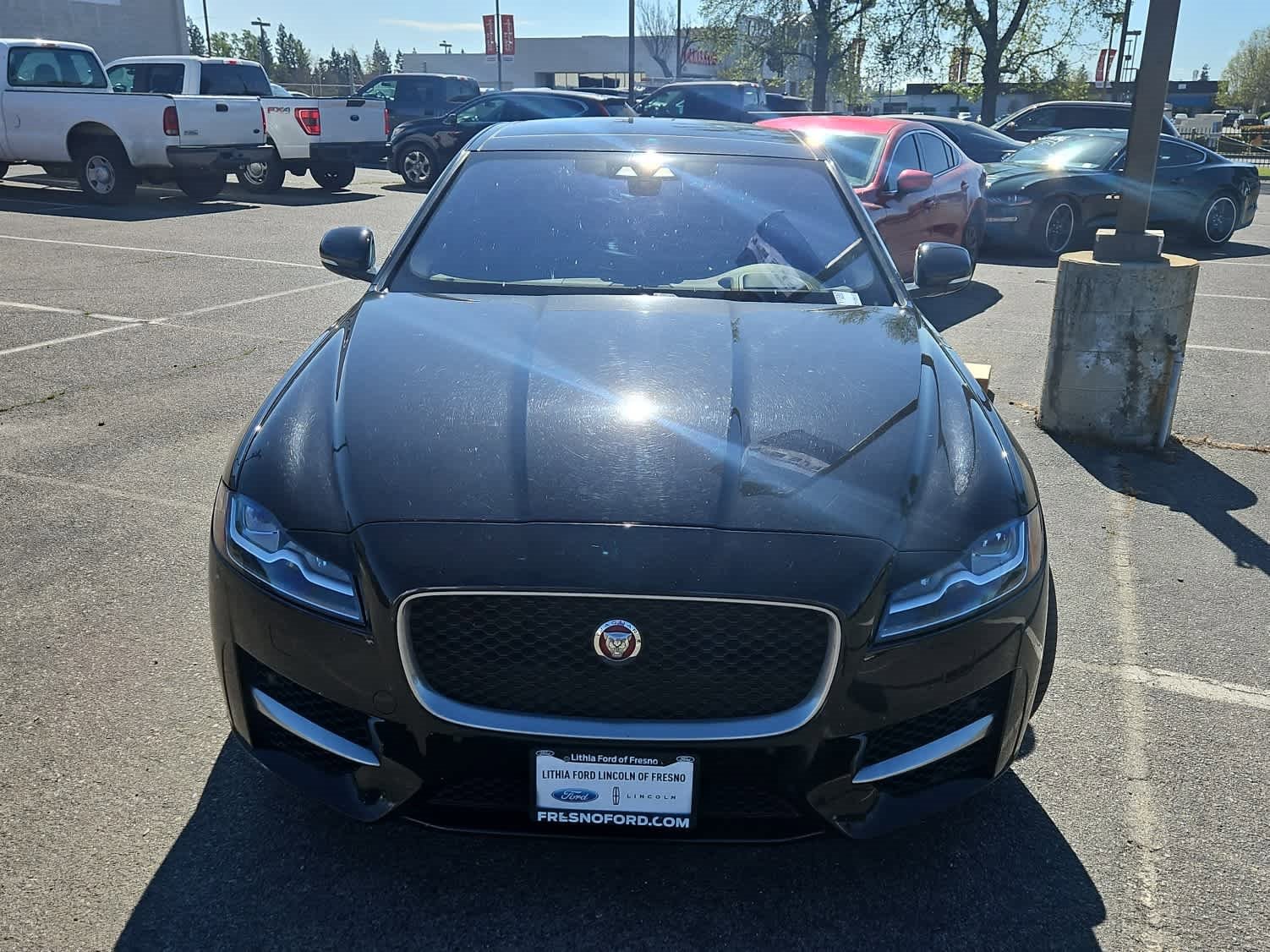 Used 2016 Jaguar XF R-Sport image 4