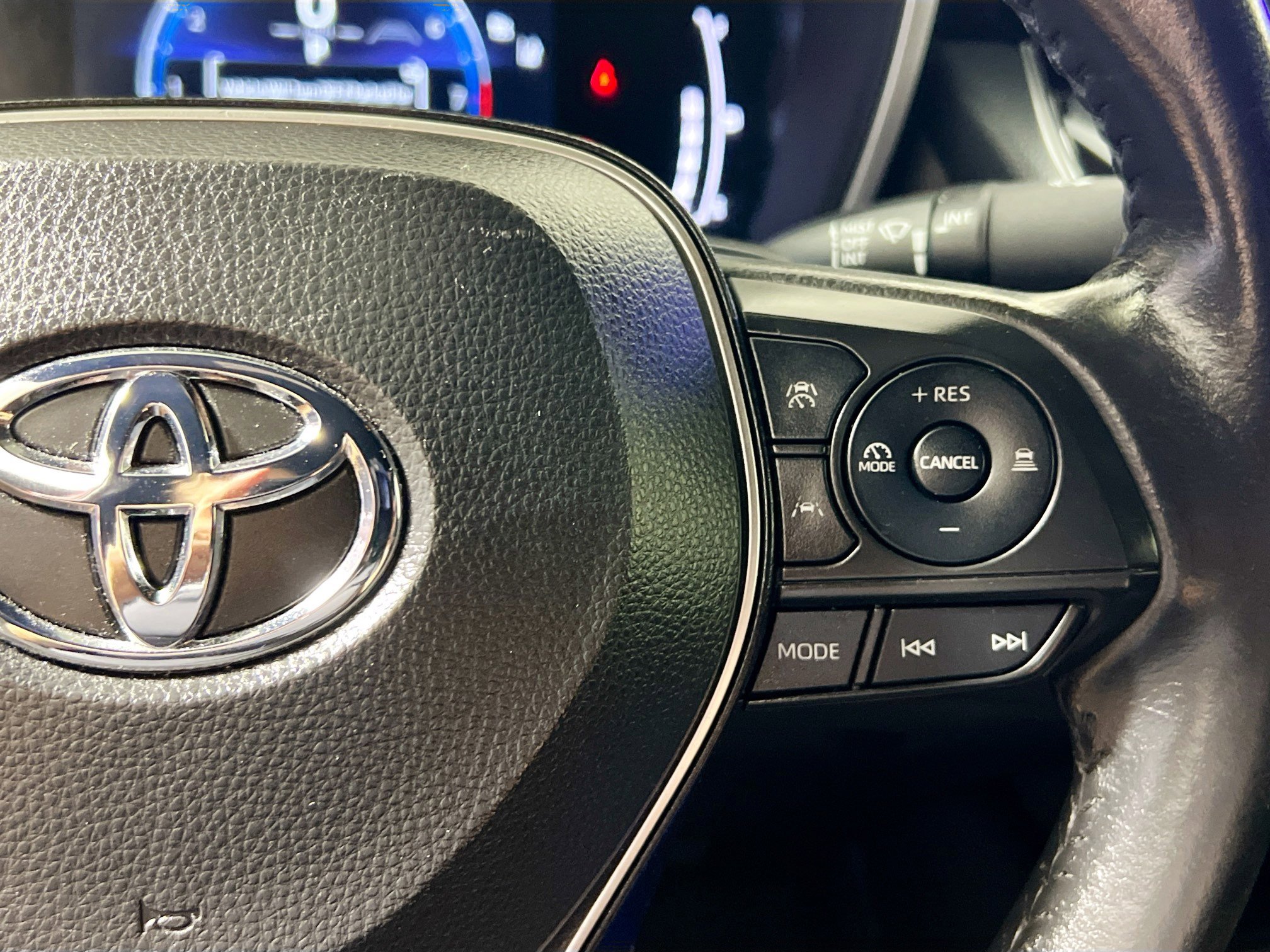 Used 2023 Toyota Corolla XSE image 19