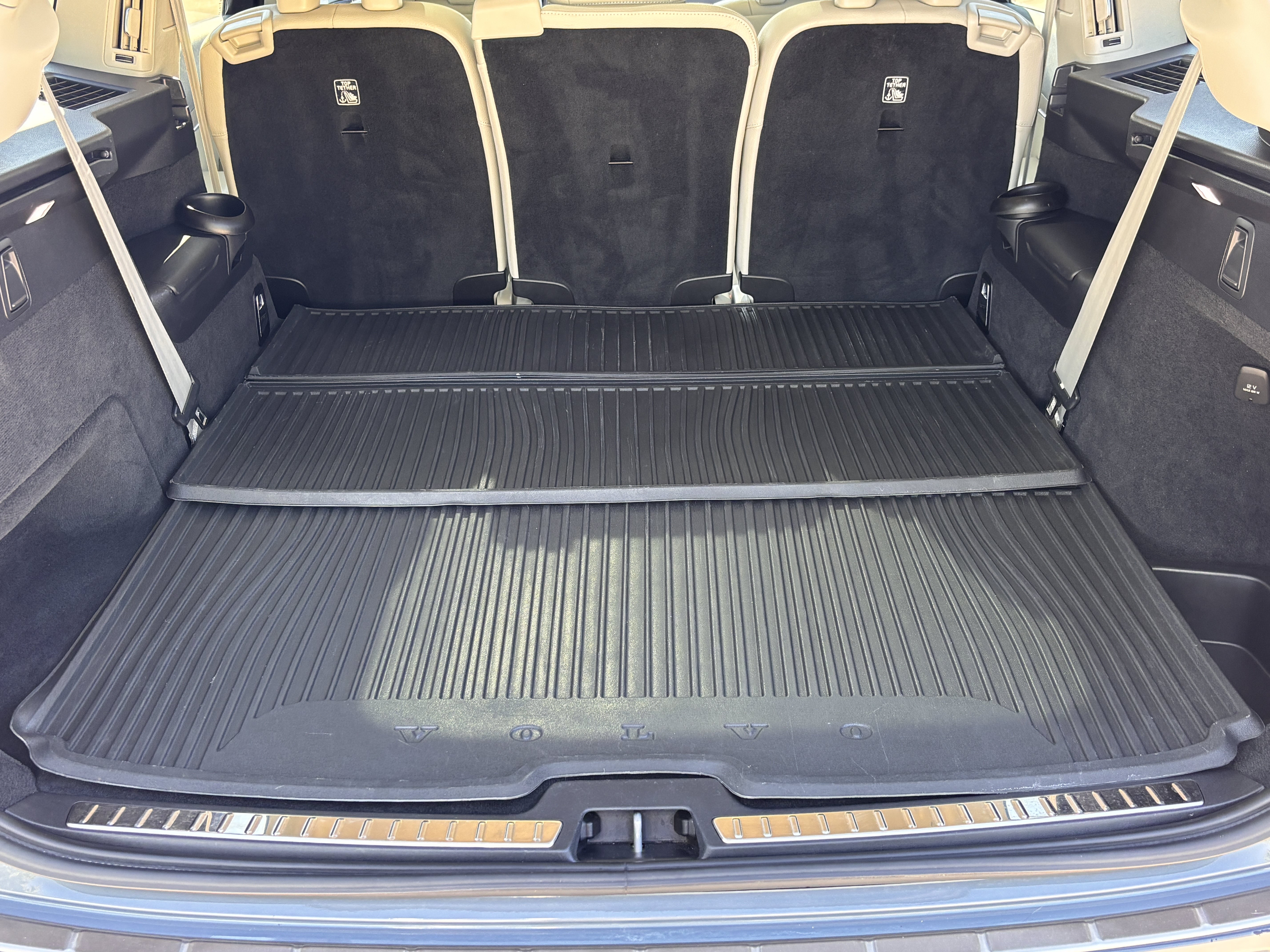Used 2023 Volvo XC90 B6 Plus w/ Protection Package Premier AWD/4WD image 37