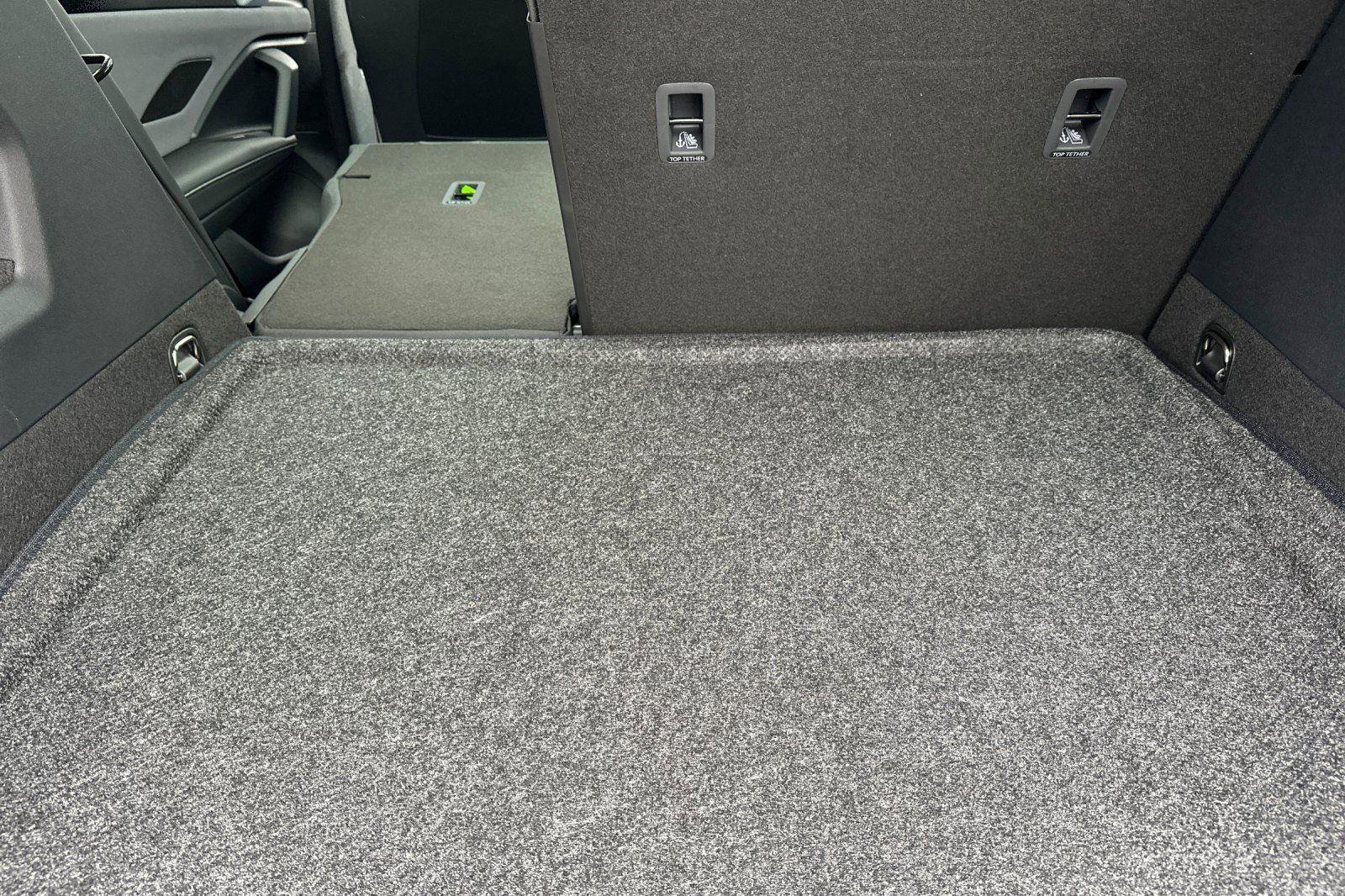 New 2026 Volkswagen Tiguan SE image 14