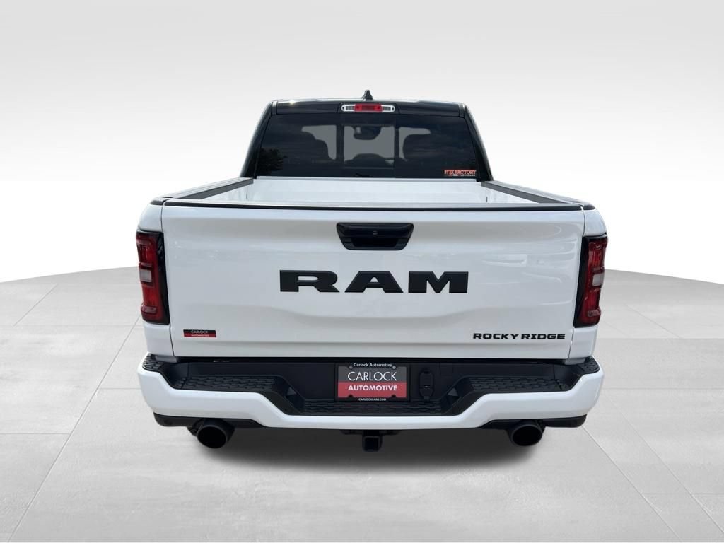 Used 2025 RAM 1500 Big Horn AWD/4WD image 7
