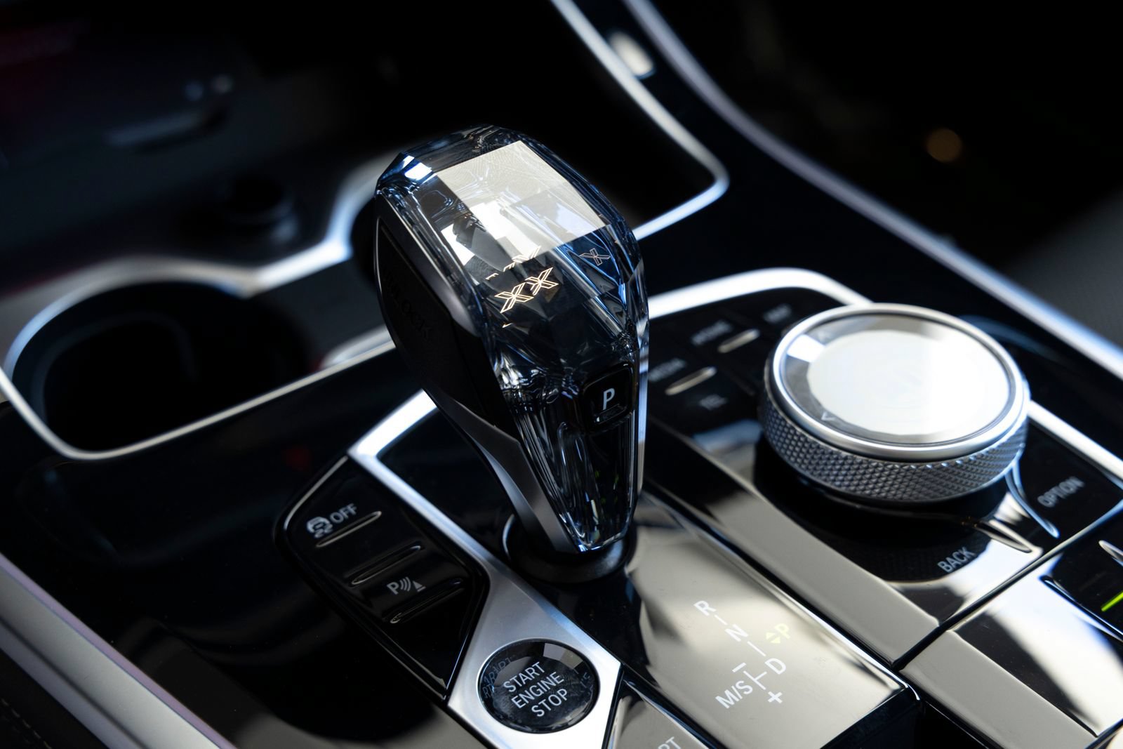 New 2026 BMW ALPINA XB7 AWD/4WD image 24