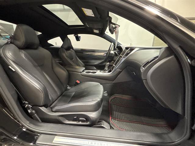 Used 2017 INFINITI Q60 3.0t AWD/4WD image 19
