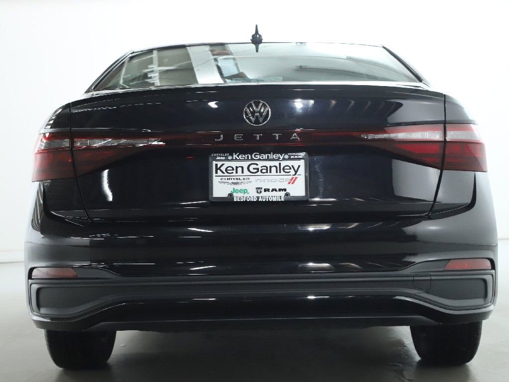 Used 2025 Volkswagen Jetta S image 41