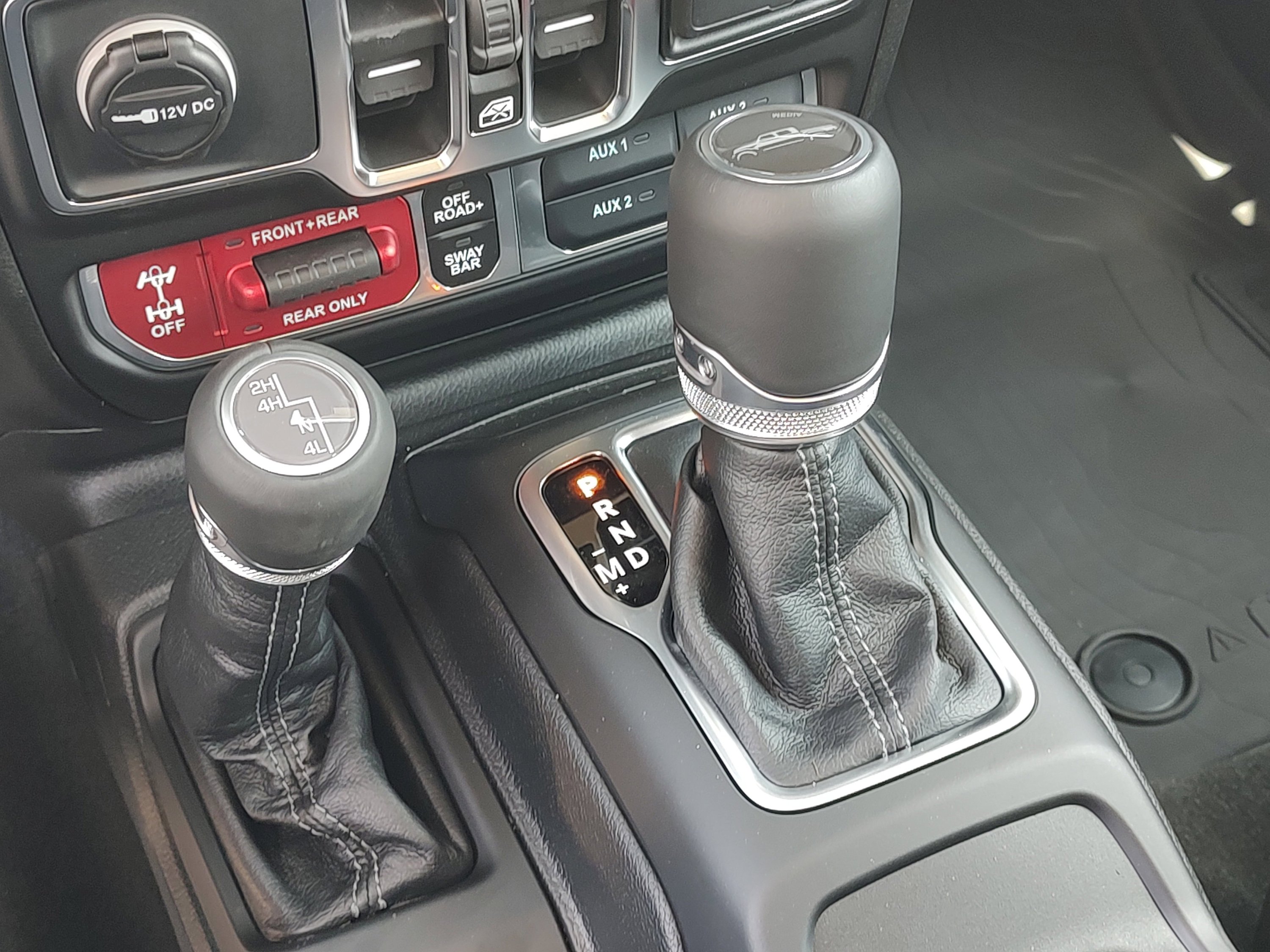 New 2026 Jeep Gladiator Mojave AWD/4WD image 18