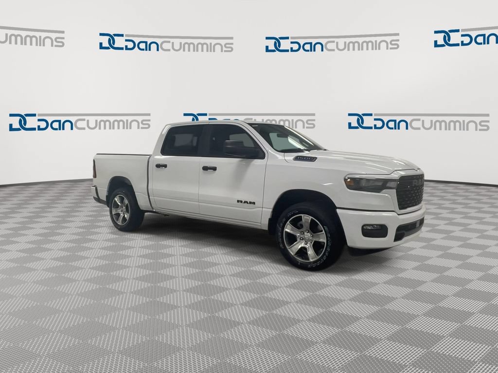 New 2026 RAM 1500 Express AWD/4WD image 2