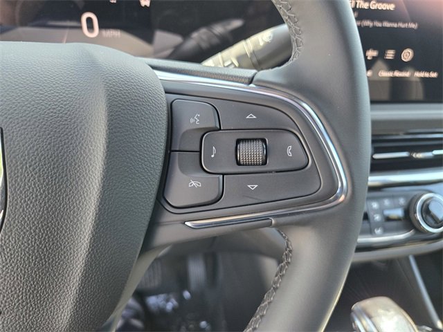 New 2025 Buick Envista Sport Touring w/ Advanced Safety Package image 16