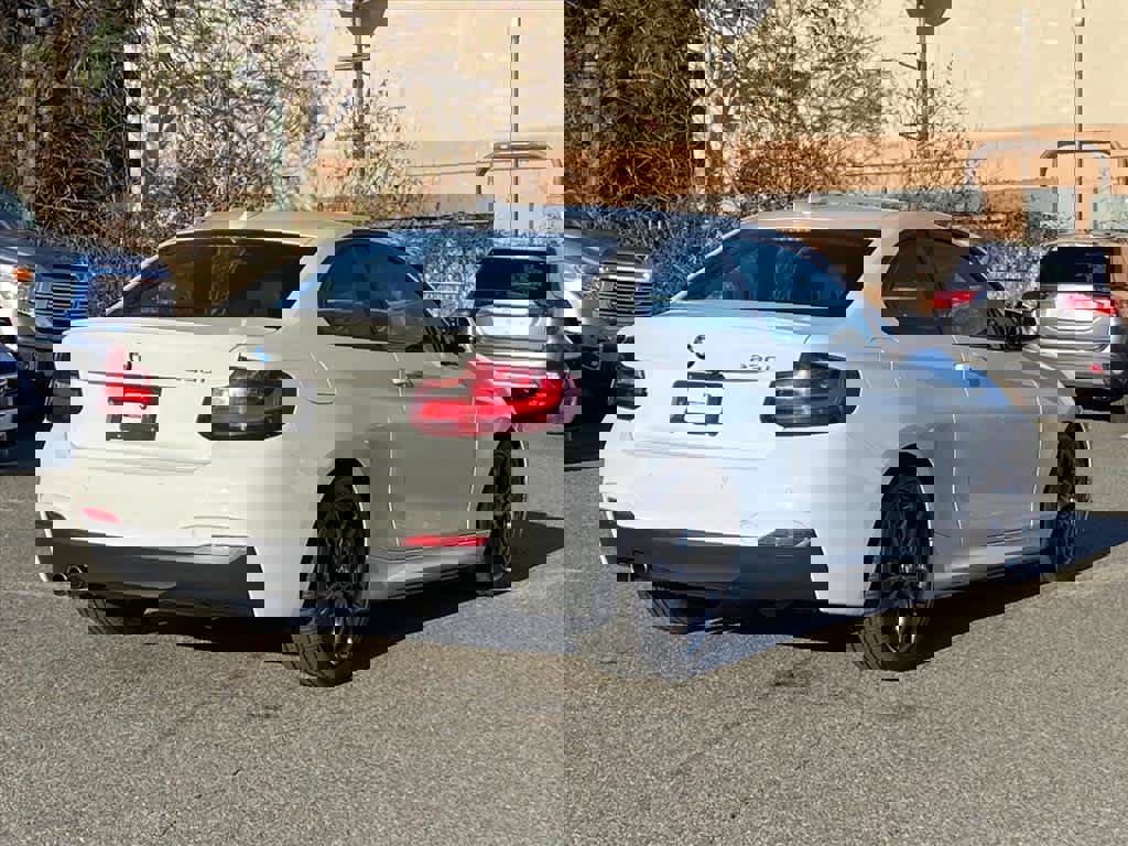 Used 2017 BMW 230i Coupe image 5