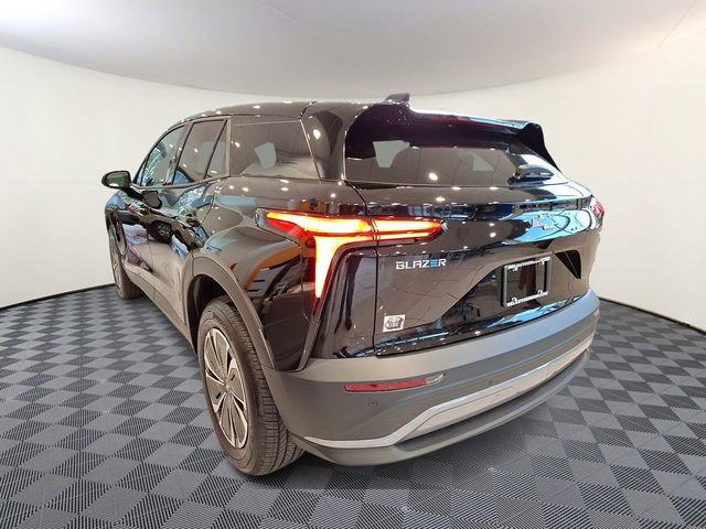 New 2026 Chevrolet Blazer EV LT image 3