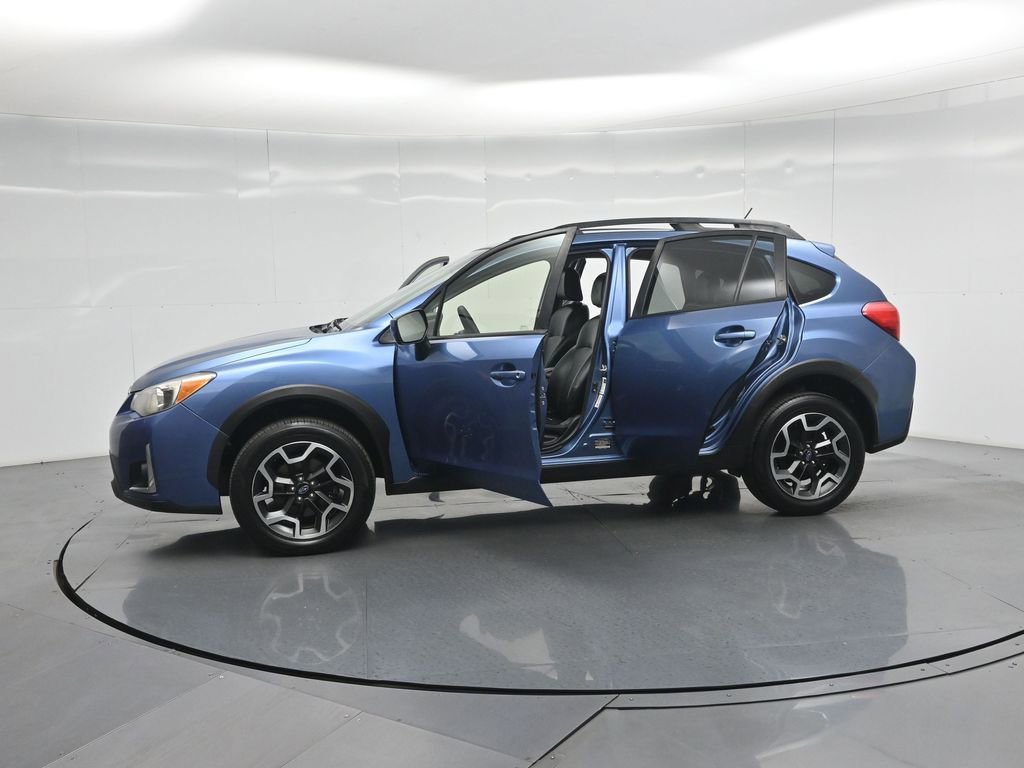 Used 2017 Subaru Crosstrek 2.0i Premium image 31