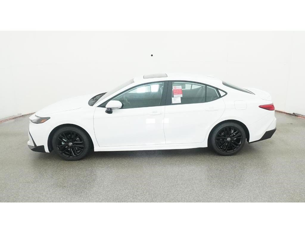 New 2026 Toyota Camry SE image 3