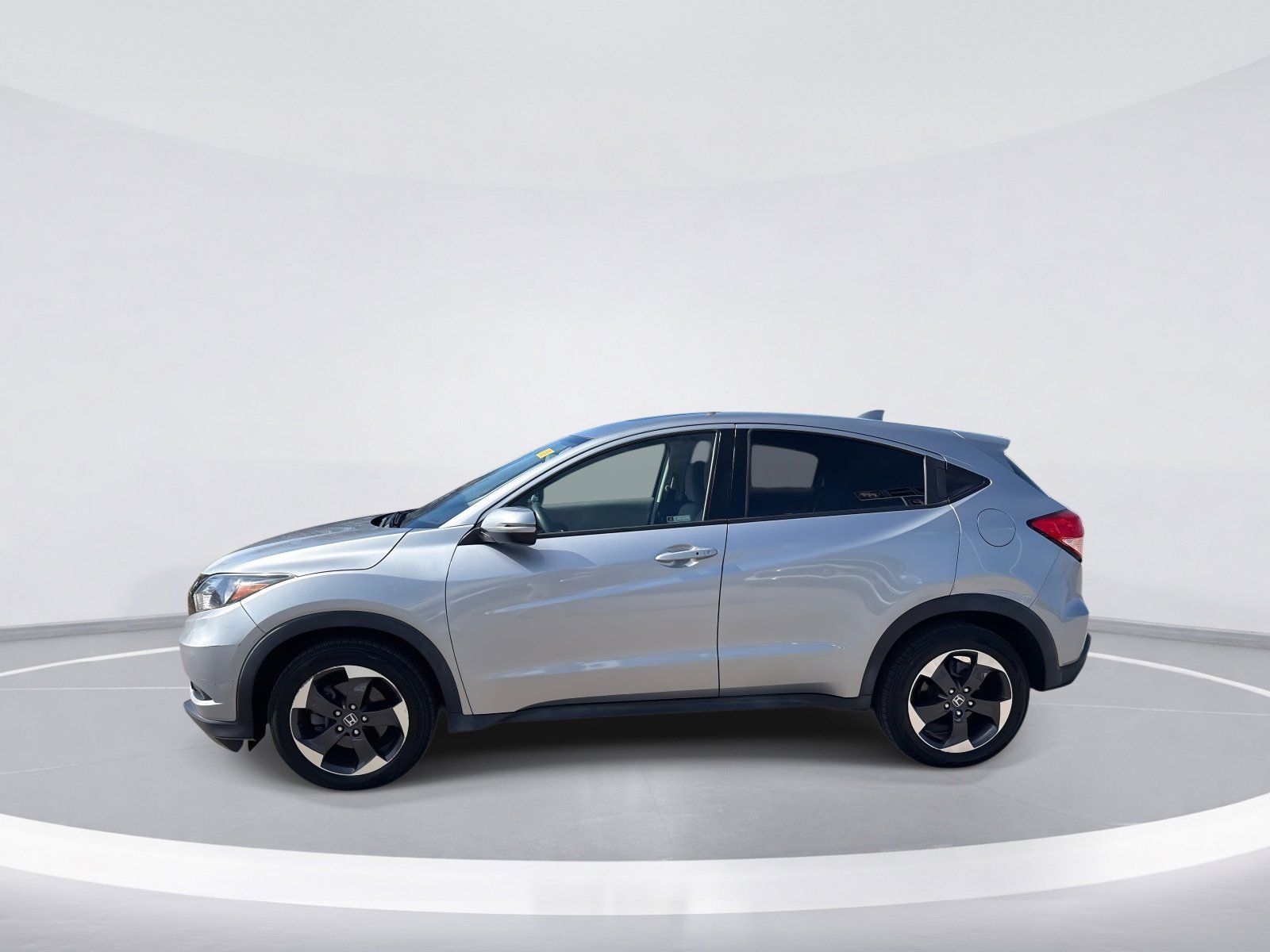 Used 2018 Honda HR-V EX image 5