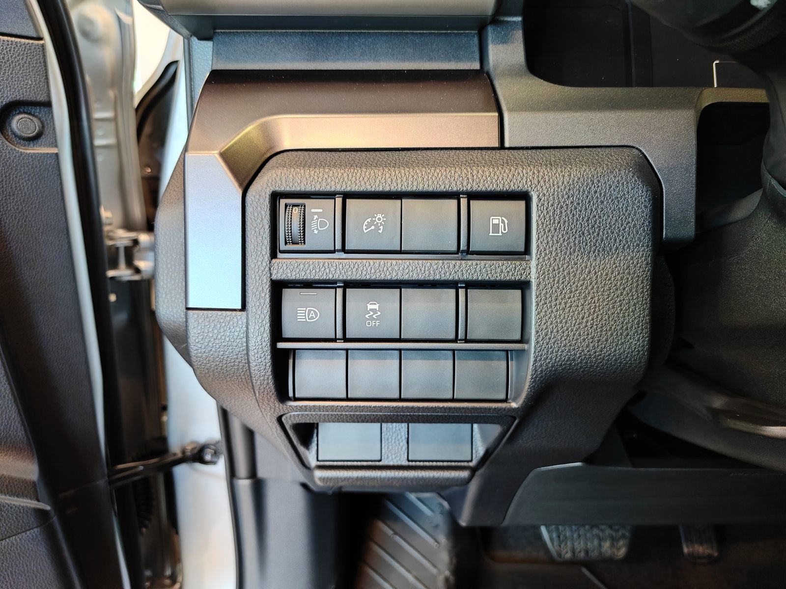 New 2025 Toyota 4Runner SR5 image 18