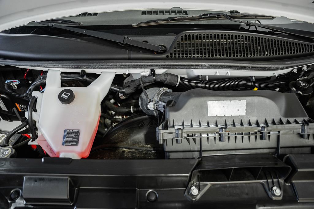 Used 2023 GMC Savana 2500 w/ Driver Convenience Package image 15