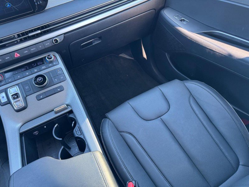 Used 2024 Hyundai Palisade SEL image 16