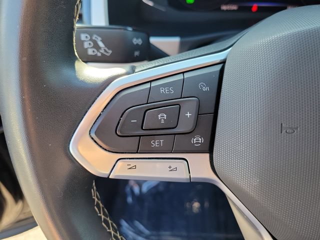 Certified 2023 Volkswagen Atlas Cross Sport SE w/ Panoramic Sunroof Package AWD/4WD image 22