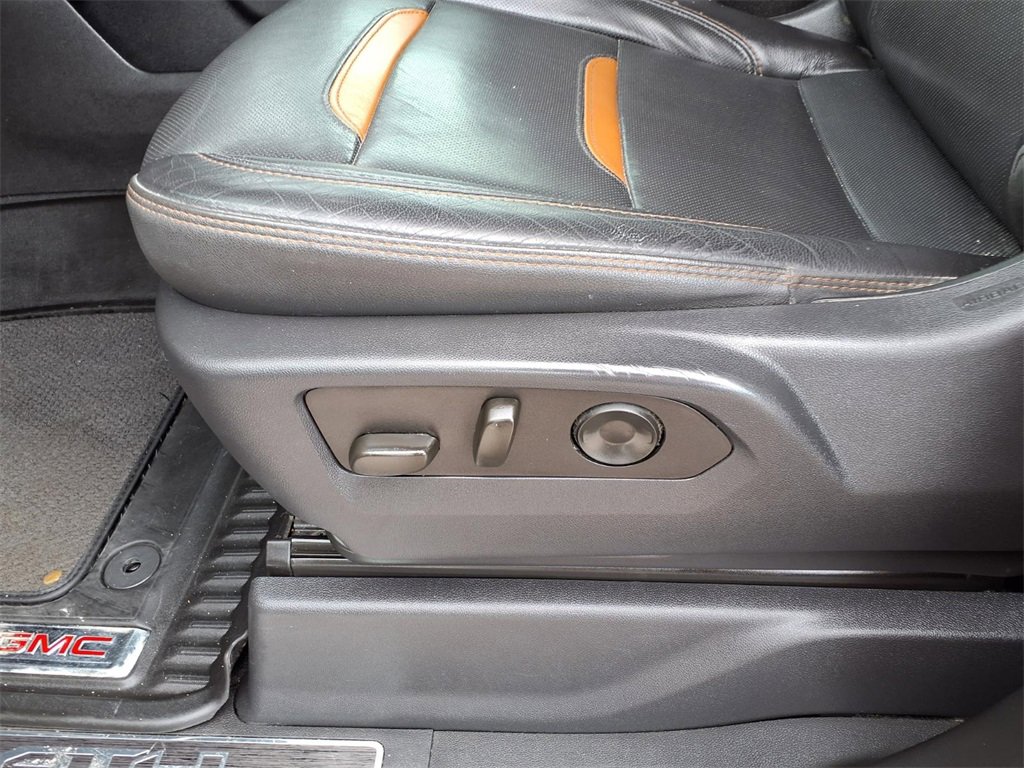 Used 2022 GMC Sierra 1500 AT4 w/ AT4 Preferred Package image 26